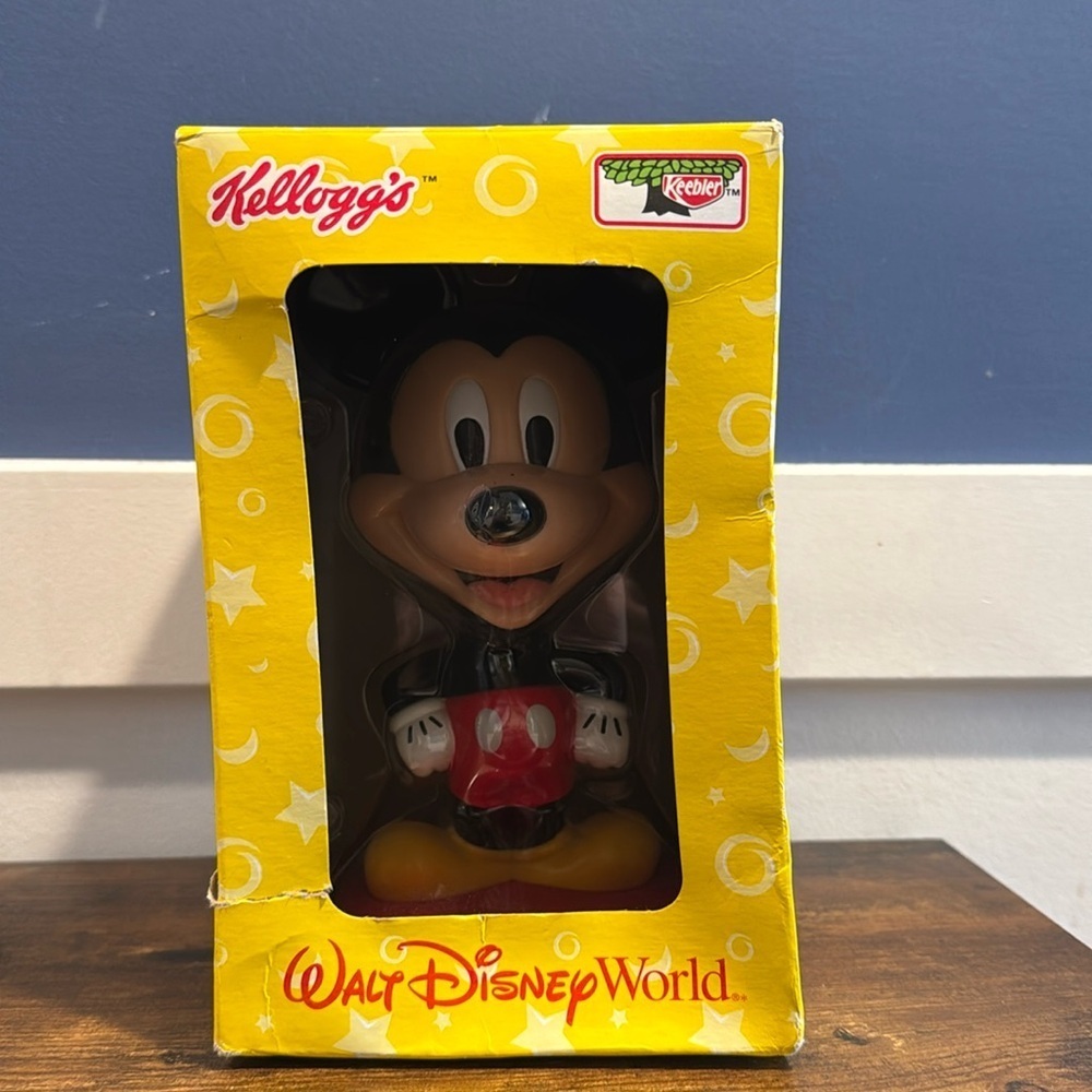 2002 Walt Disney World Resort Mickey Mouse Bobblehead Kellogs 8" Figure …